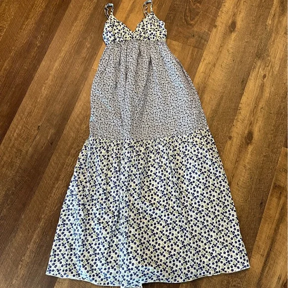 GAP Blue and White Floral Maxi Dress - Picture 1 of 5